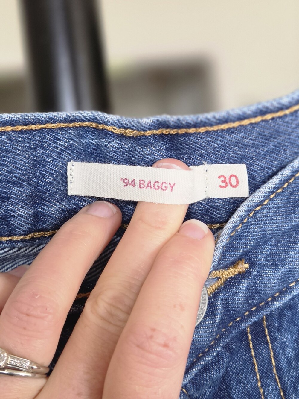 Levi's 94 Baggy Bermuda Cutoff Denim Shorts - Picture 6 of 7